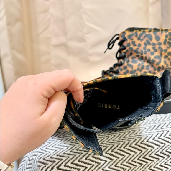 Torrid Leopard Print Combat Boots, WW width, Size 7 - Picture 7 of 11